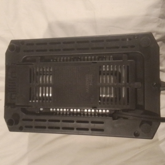 Hamilton Beach Toaster - 2 slice toaster - Picture 4 of 5